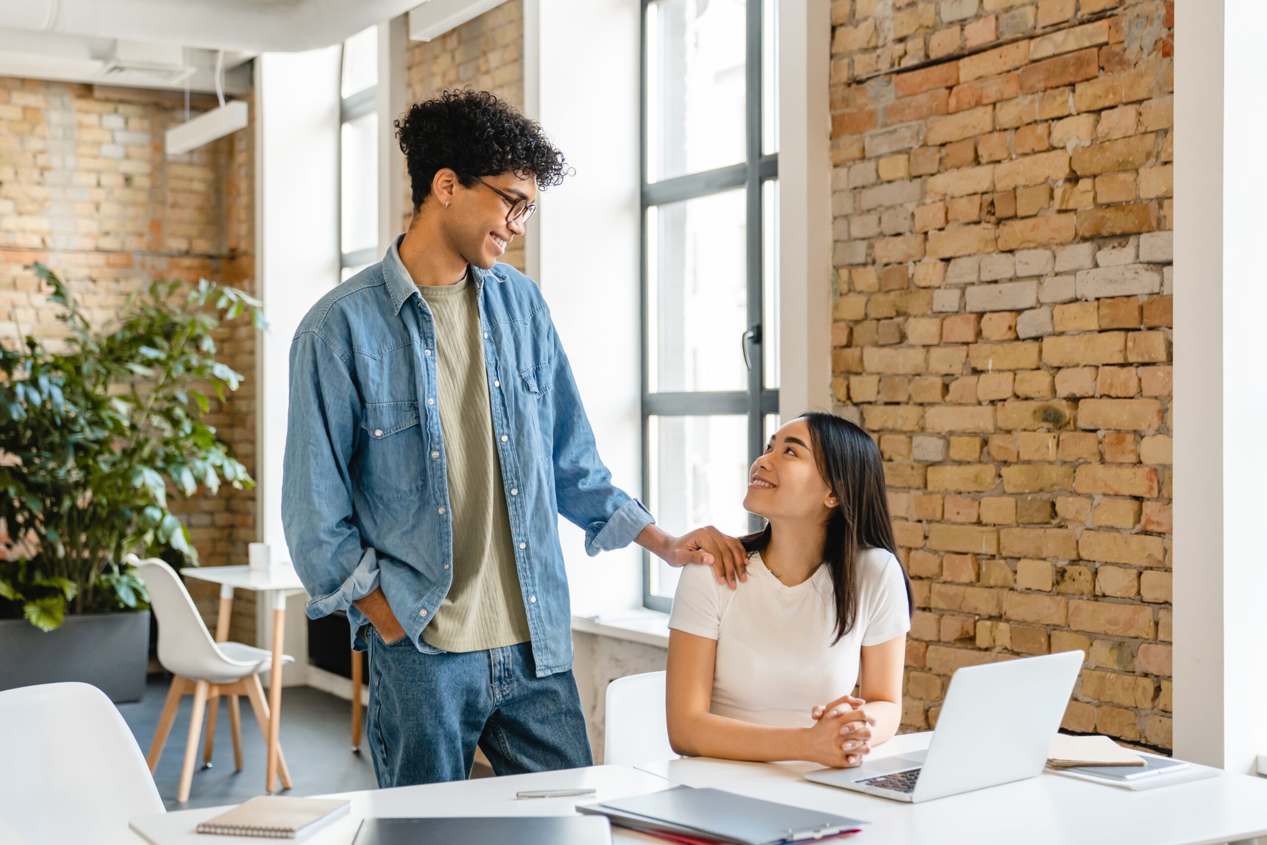 A sales intern looking up to her mentor
